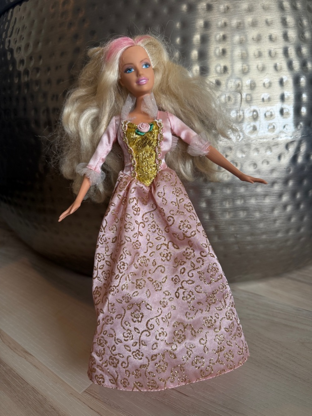 Barbie Princess & the Pauper Anneliese 2004 Doll Fairy Tales Vintage